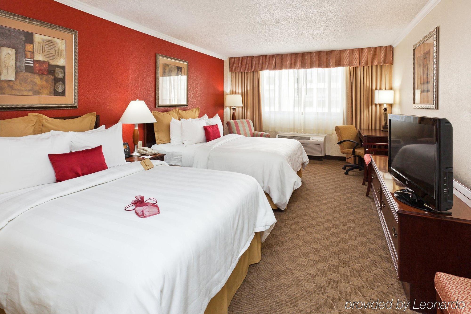 Fairfield Inn & Suites By Marriott Charlotte Uptown Phòng bức ảnh